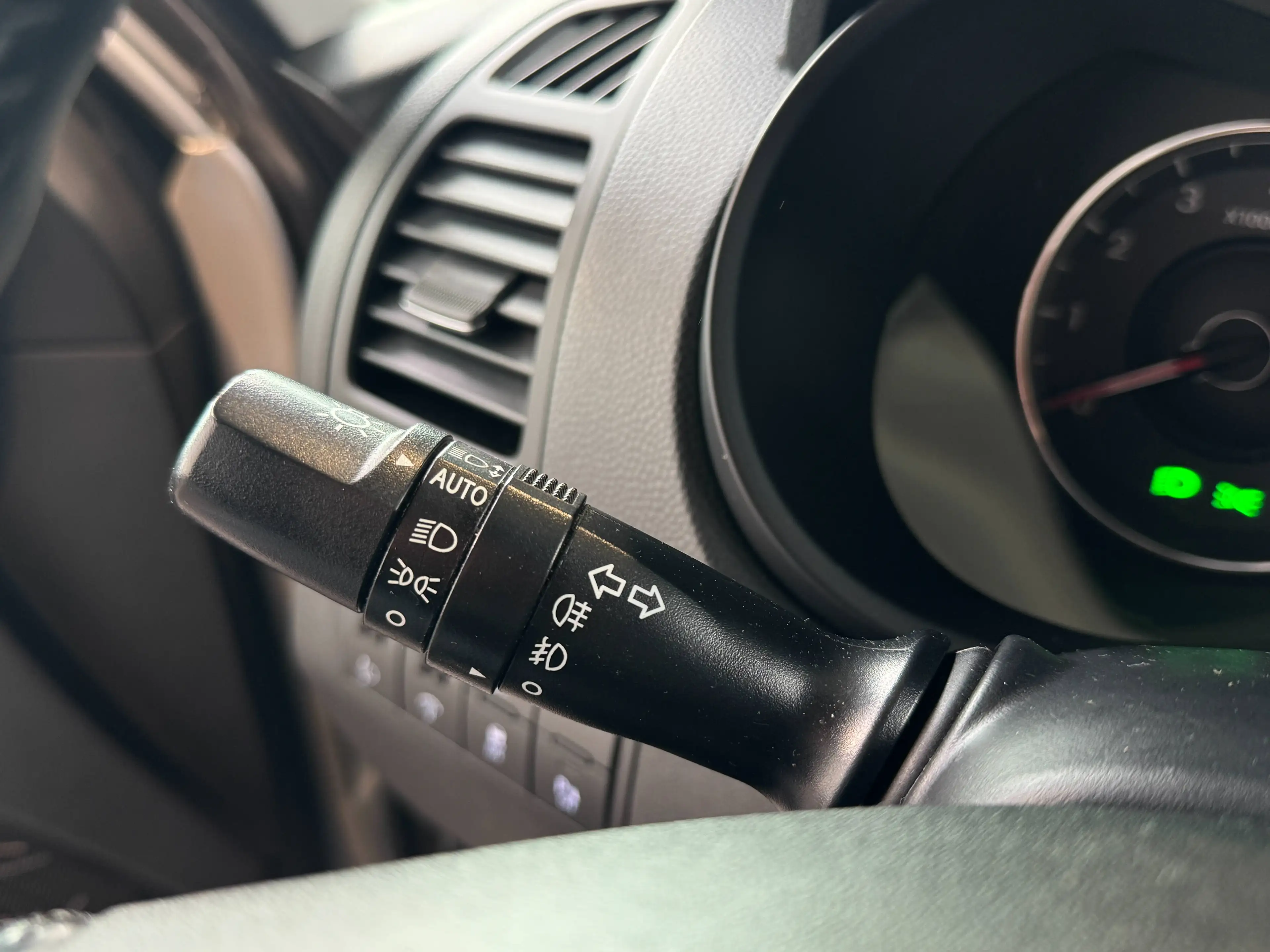 Hyundai iX20 1.4i ISG — photo 14