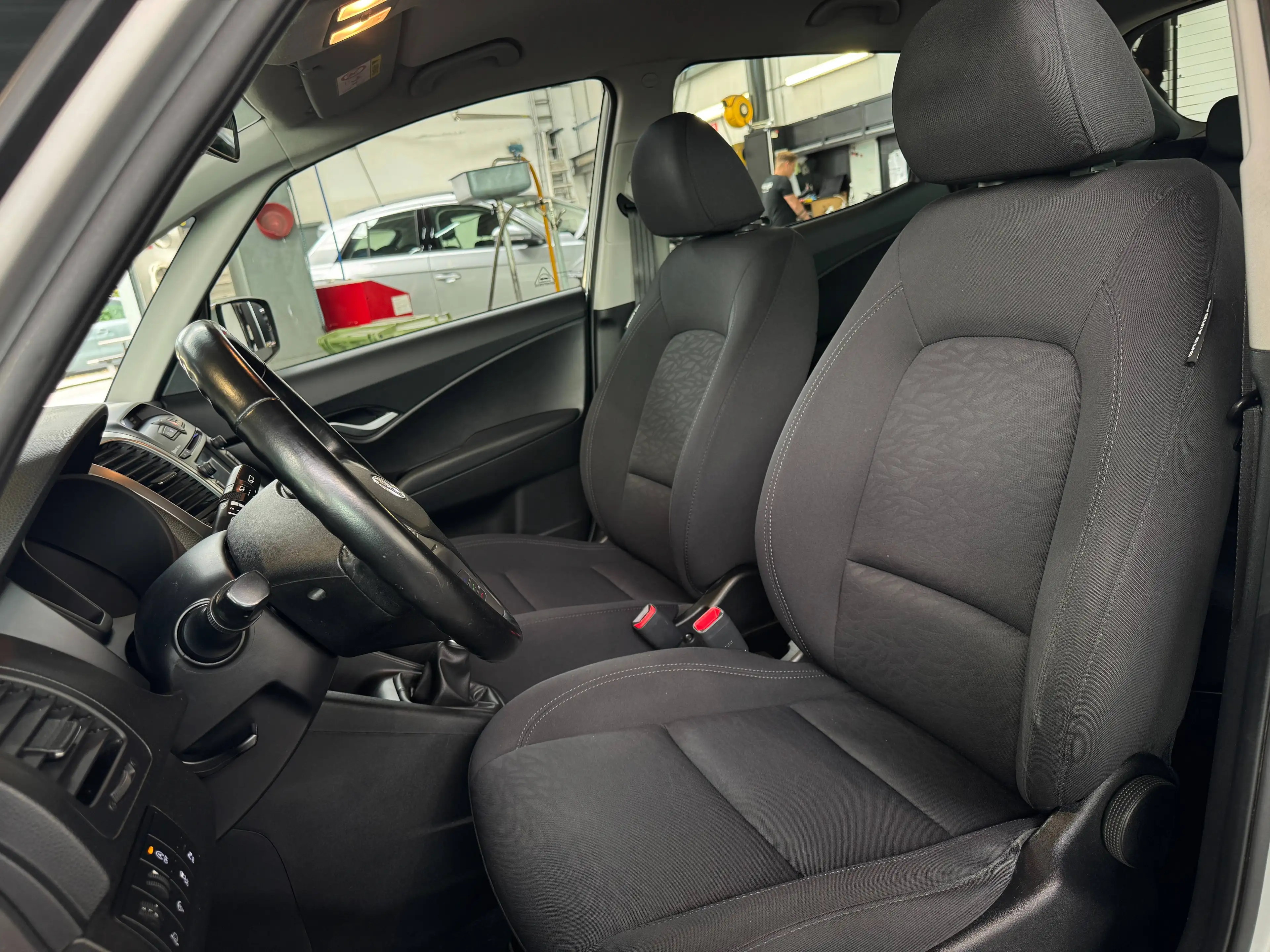 Hyundai iX20 1.4i ISG — photo 5