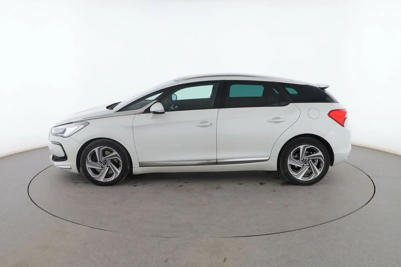 DS Automobiles DS 5 2.0 Blue-HDi Style Blanco - 2