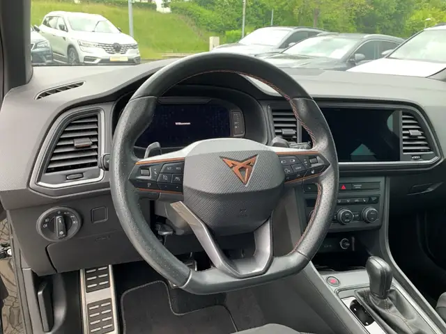 Cupra Ateca view 10