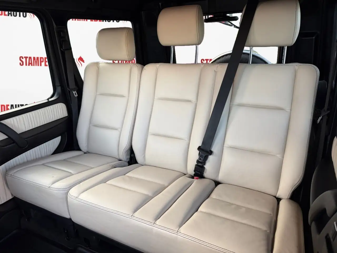 Mercedes-Benz G-Class снимка Mercedes-Benz G-Class