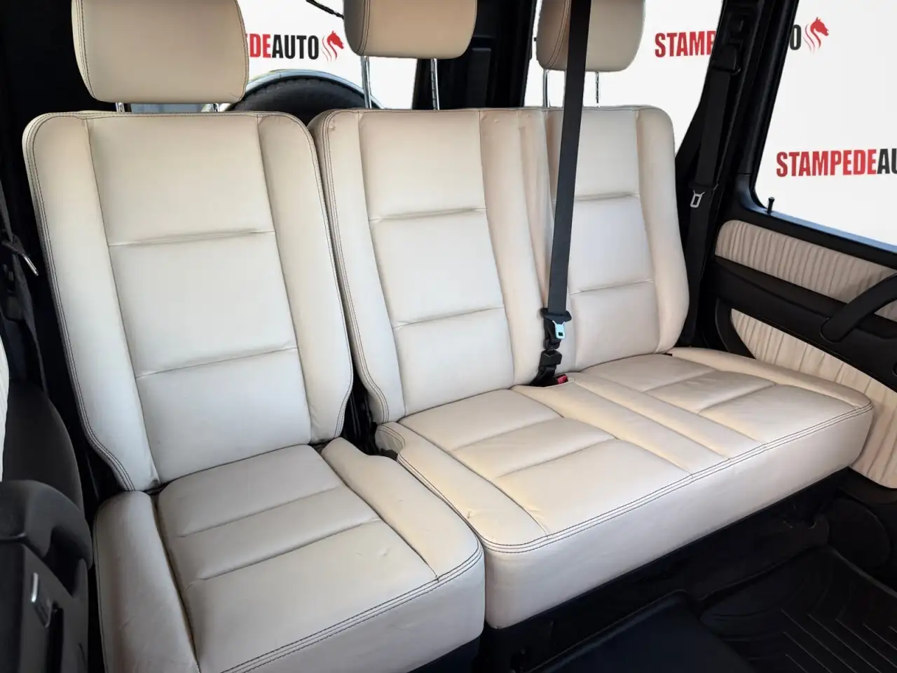 Mercedes-Benz G-Class снимка Mercedes-Benz G-Class