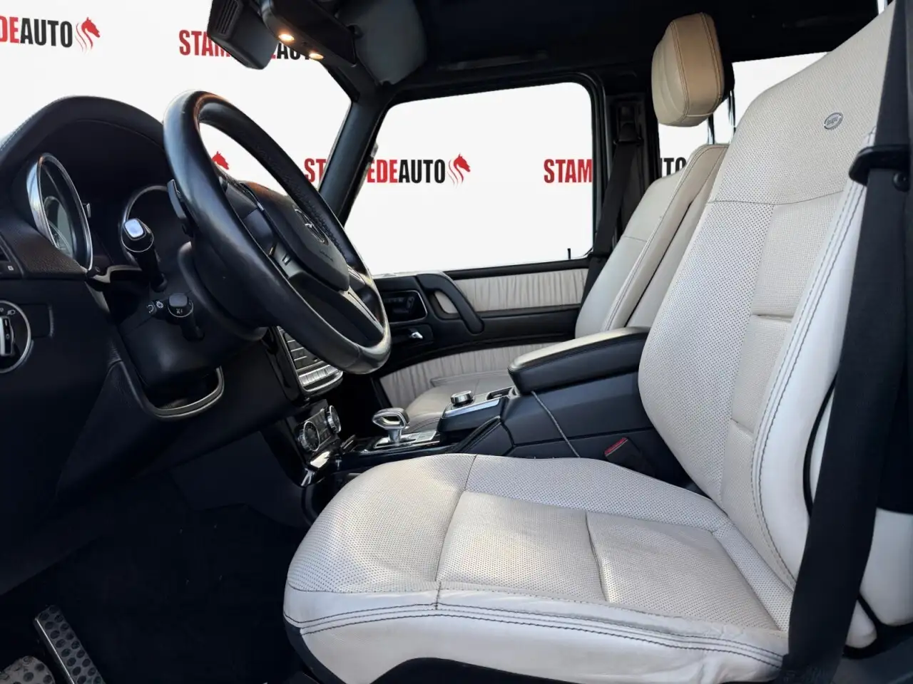 Mercedes-Benz G-Class снимка Mercedes-Benz G-Class