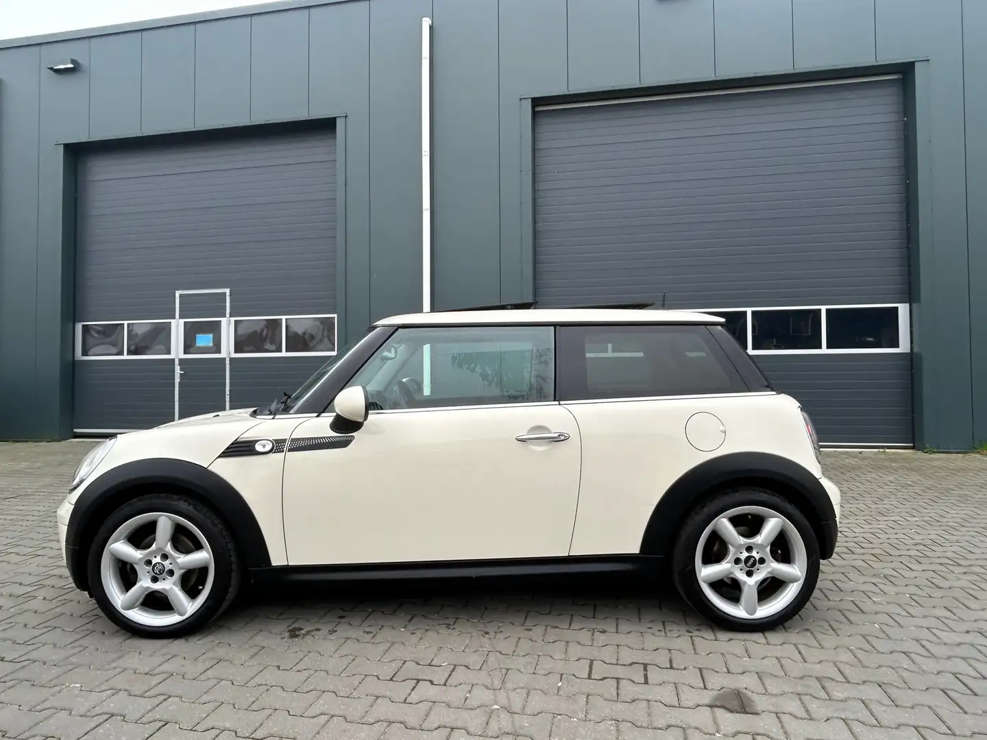 MINI One Mini 1.6 MINIMALIST Salt Airco Panoramadak Alb - 2