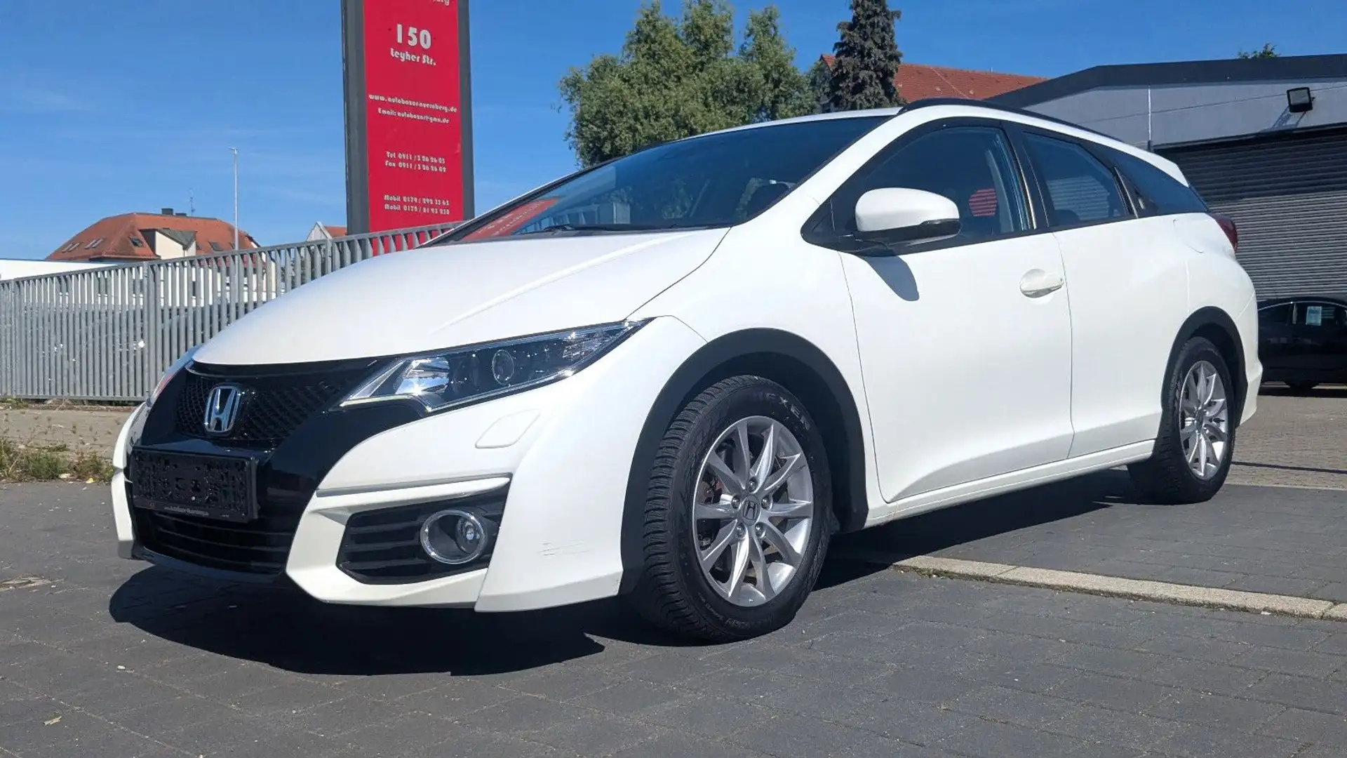 Honda Civic Tourer Elegance 1.Hand / Kombi / Kamera Weiß - 1