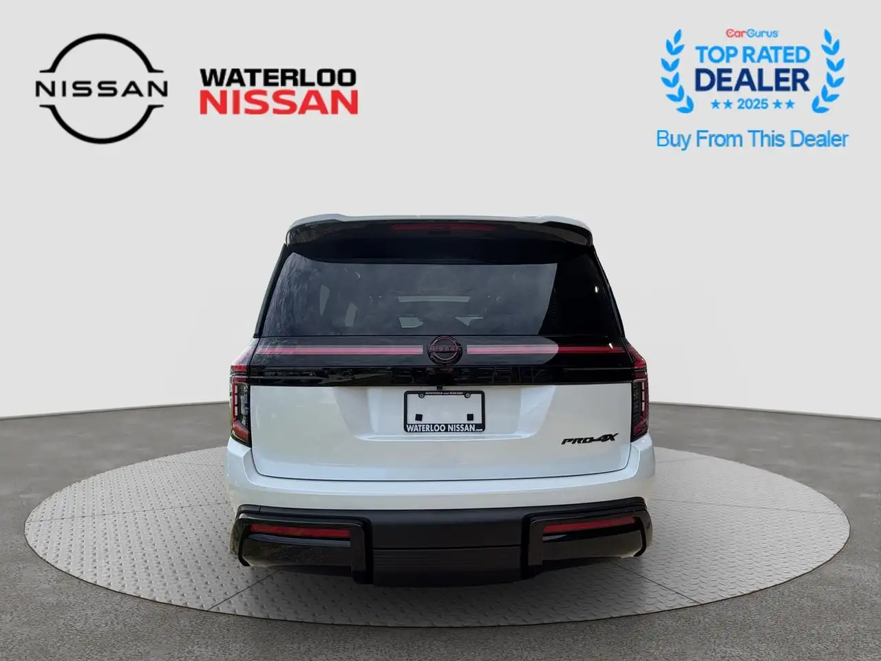 Nissan Armada снимка Nissan Armada