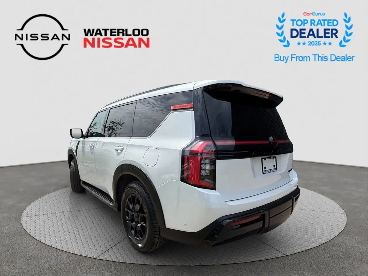 Nissan Armada снимка Nissan Armada