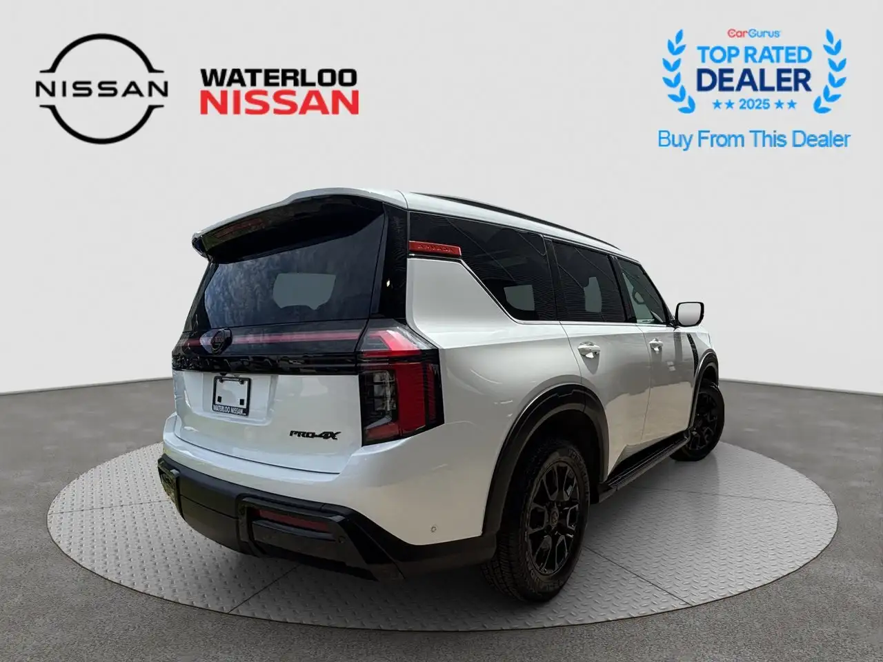 Nissan Armada снимка Nissan Armada