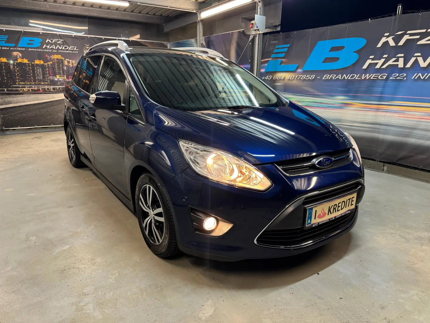 Ford Grand C-Max Blau - 1