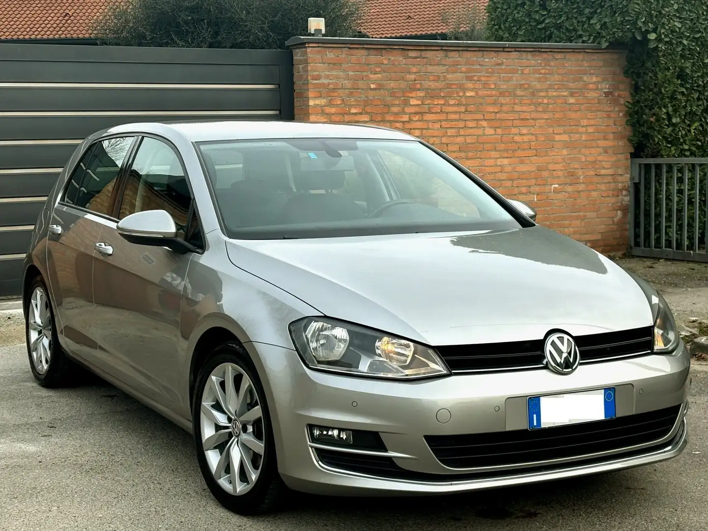Volkswagen Golf VII 2.0D 150cv 6m.-U.PROPR-Highline-2013 Gris - 2