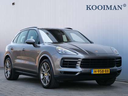 Porsche Cayenne 3.0 E-Hybrid 470pk AUTOMAAT Trekhaak / Sportstoele