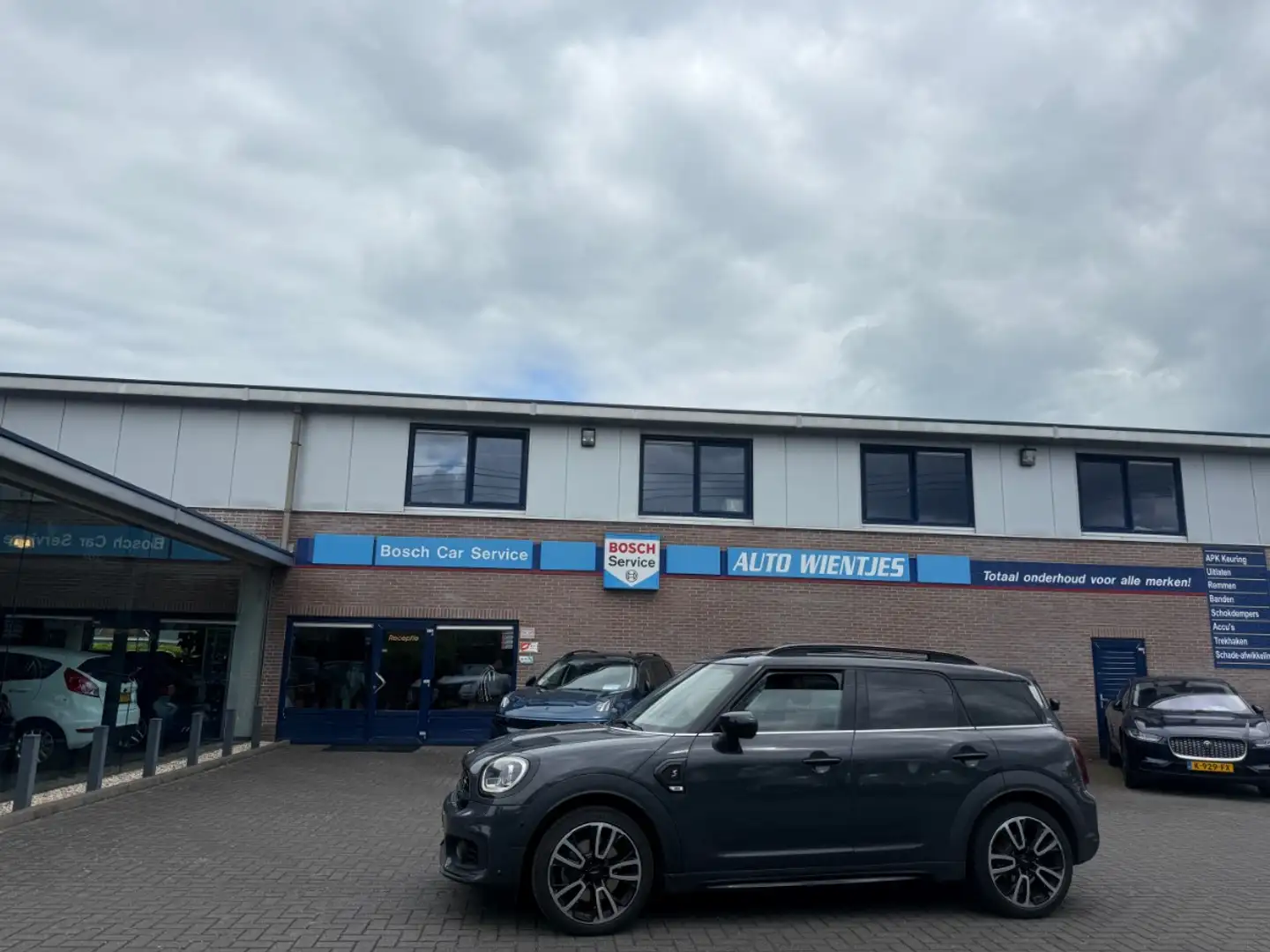 MINI Cooper S Countryman Mini 2.0 Aut | Hammersmith JCW | Leer | Pano | Nav - 1