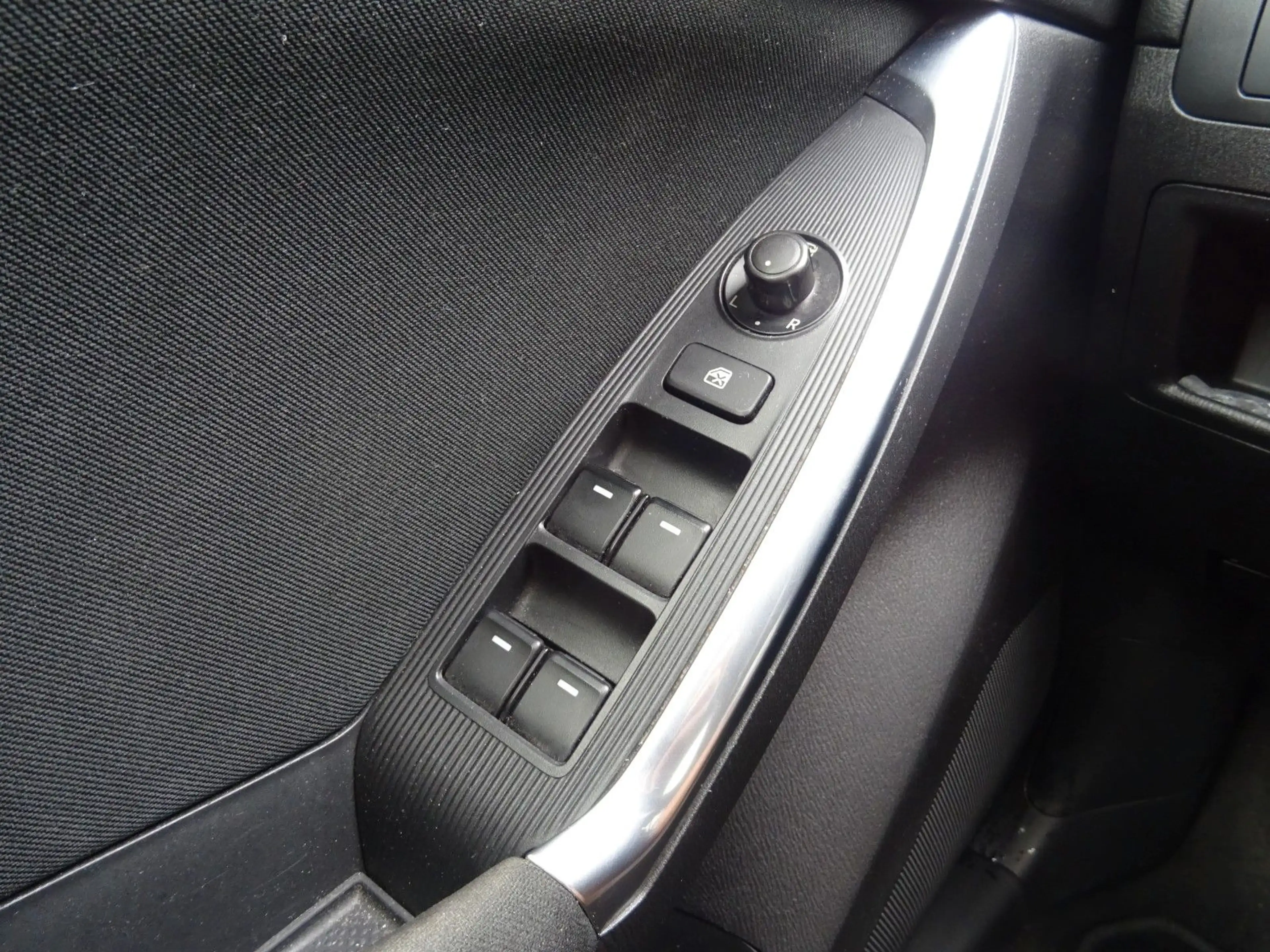 Mazda CX-5 Center-Line 2WD — photo 16