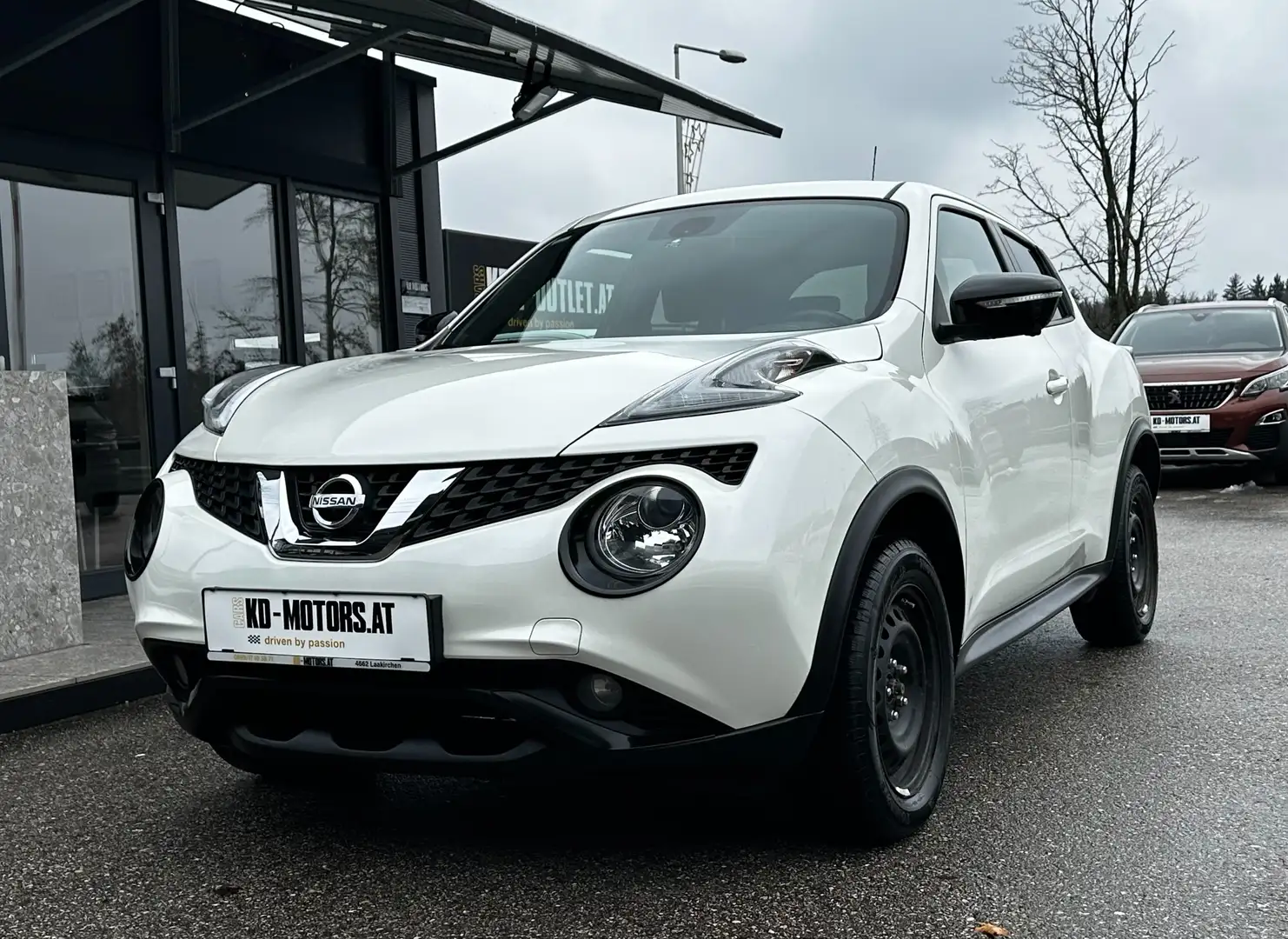 Nissan Juke N-Vision 2.Besitz*Leder*360°*Navi*SHZ* Weiß - 1