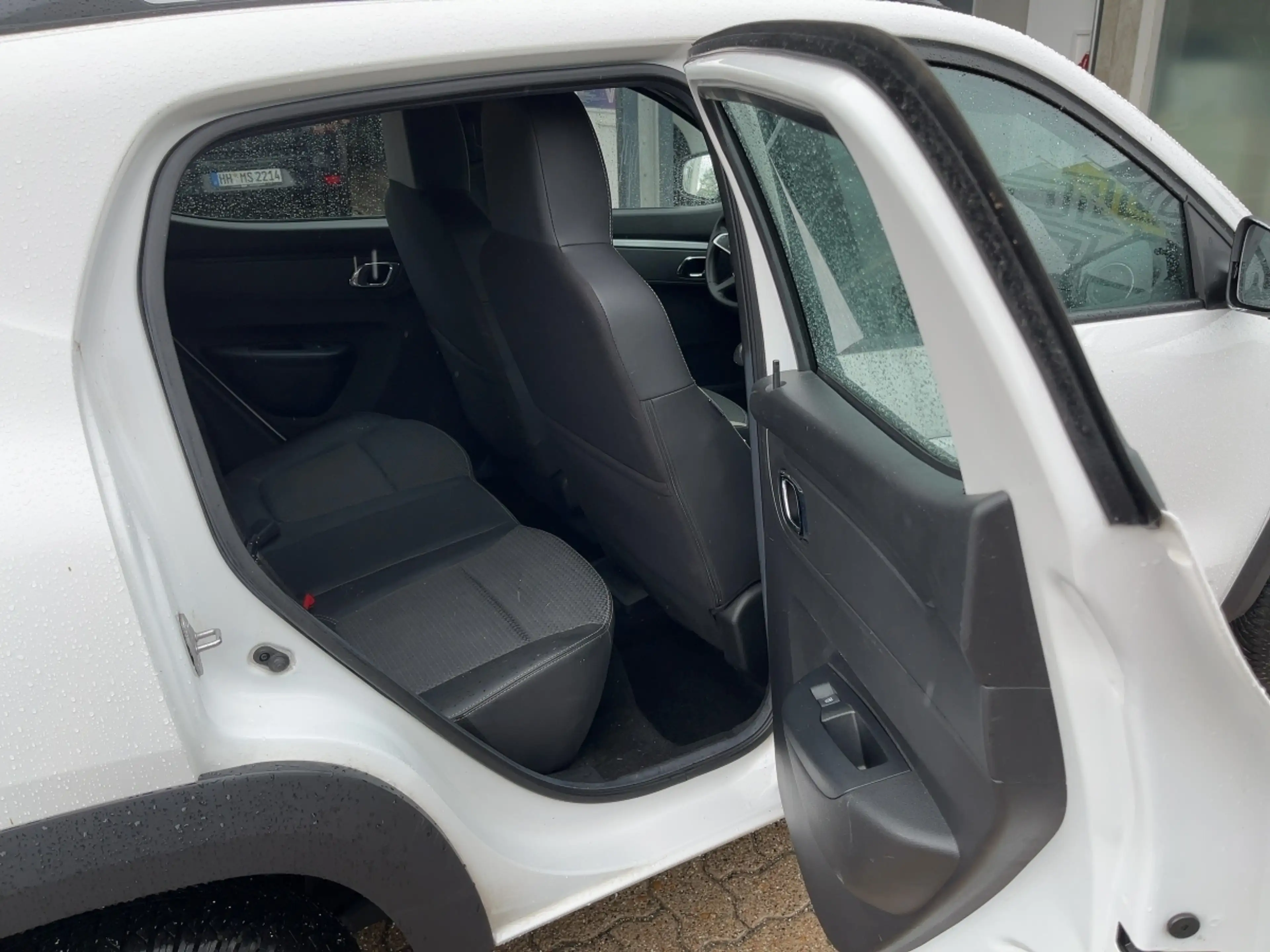 Dacia Spring Essential 45+KLIMA+ZV+el.Fenster+SCHUKO+Radio+++ — photo 12