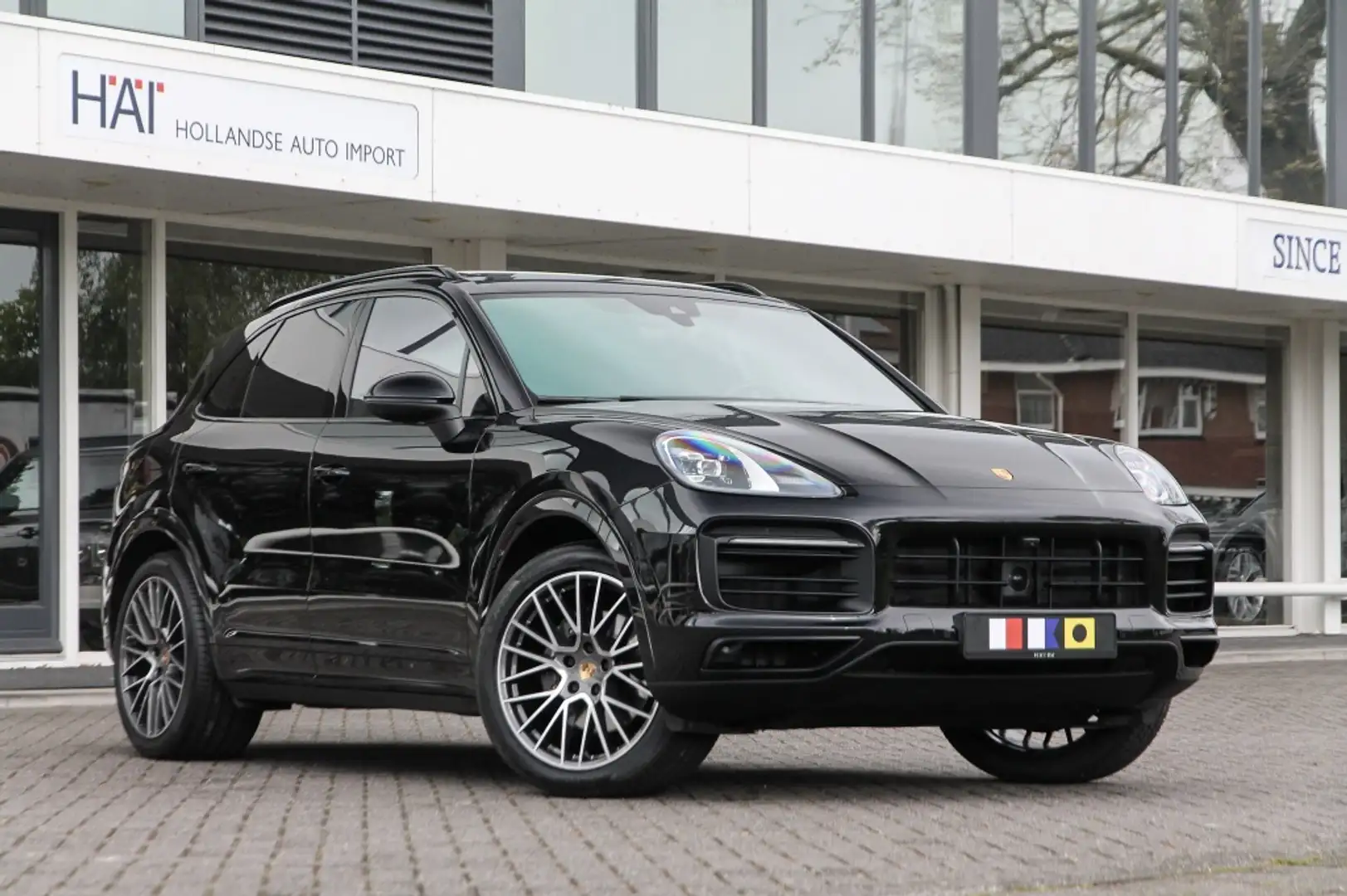 Porsche Cayenne 3.0 E-Hybrid Platinum I Pano I ACC I Luchtvering I Nero - 1