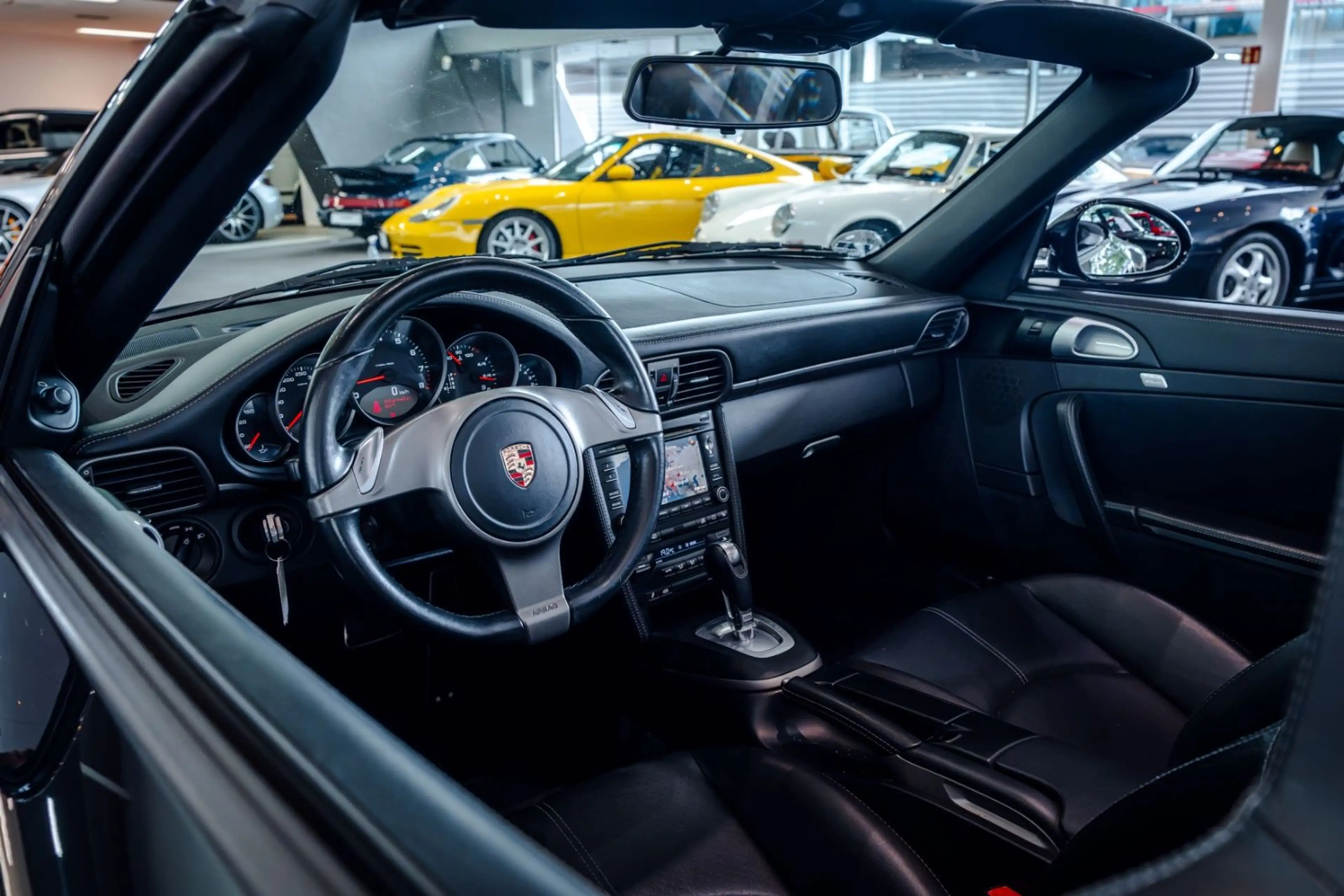 Porsche 997 .2 Carrera 4 Cabrio *deutsch*Scheckh.* — photo 14