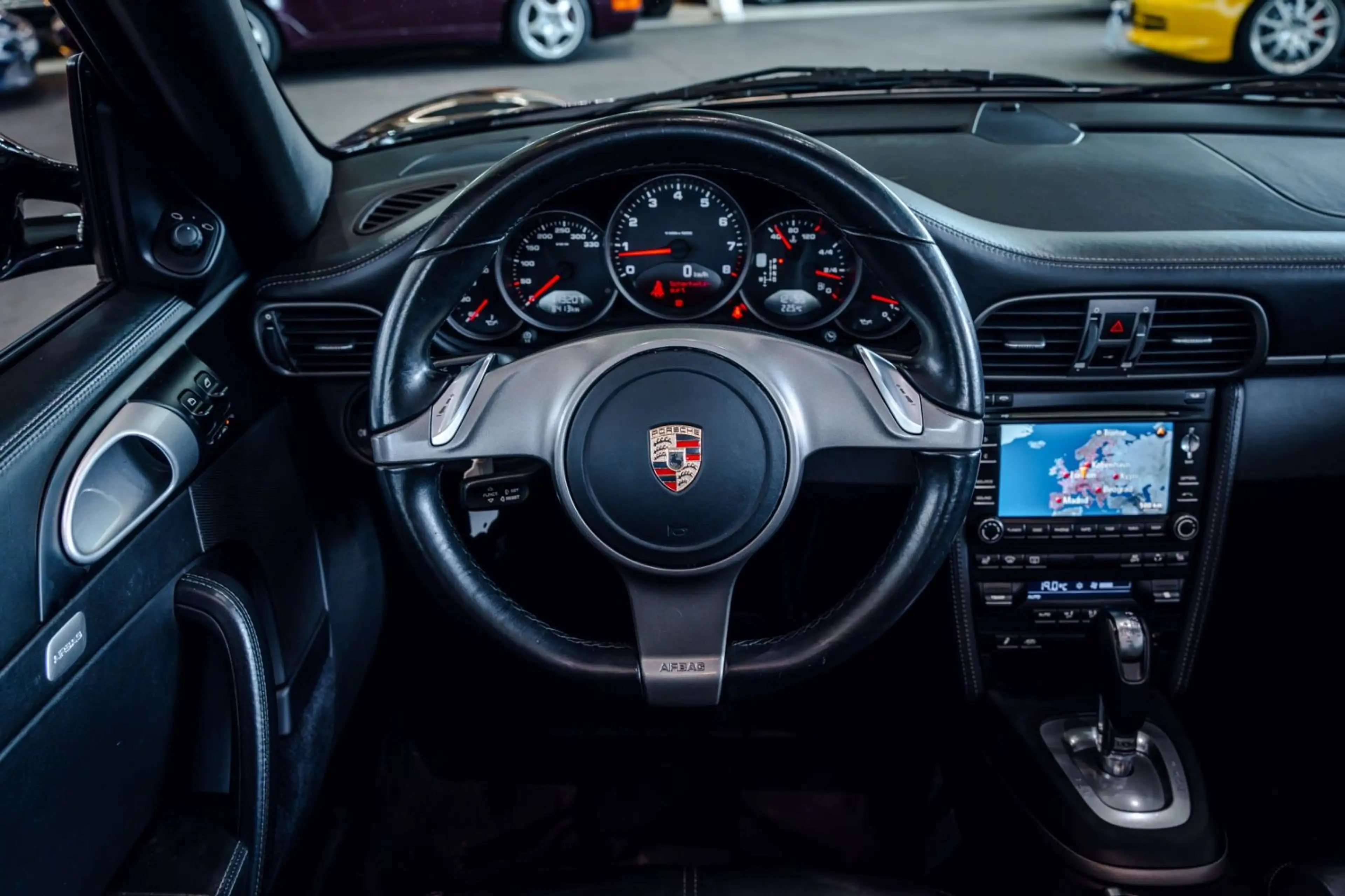 Porsche 997 .2 Carrera 4 Cabrio *deutsch*Scheckh.* — photo 13