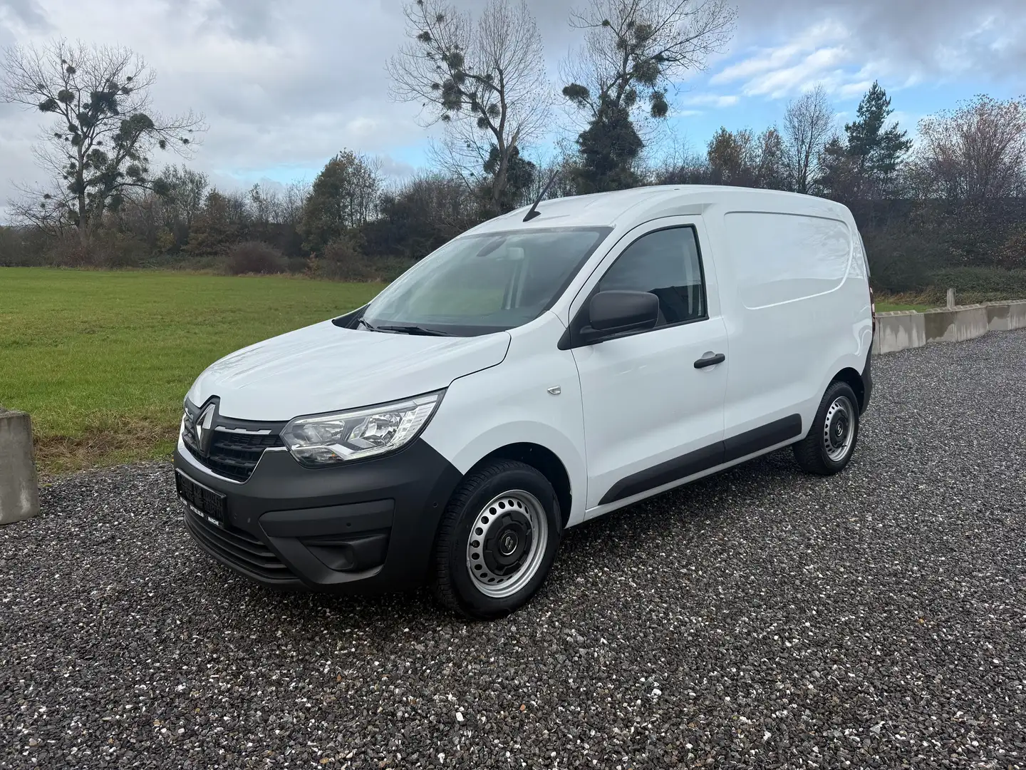 Renault Express 1.5Dci 95CH **ETAT NEUF Clim Cruise Caméra** Blanc - 2