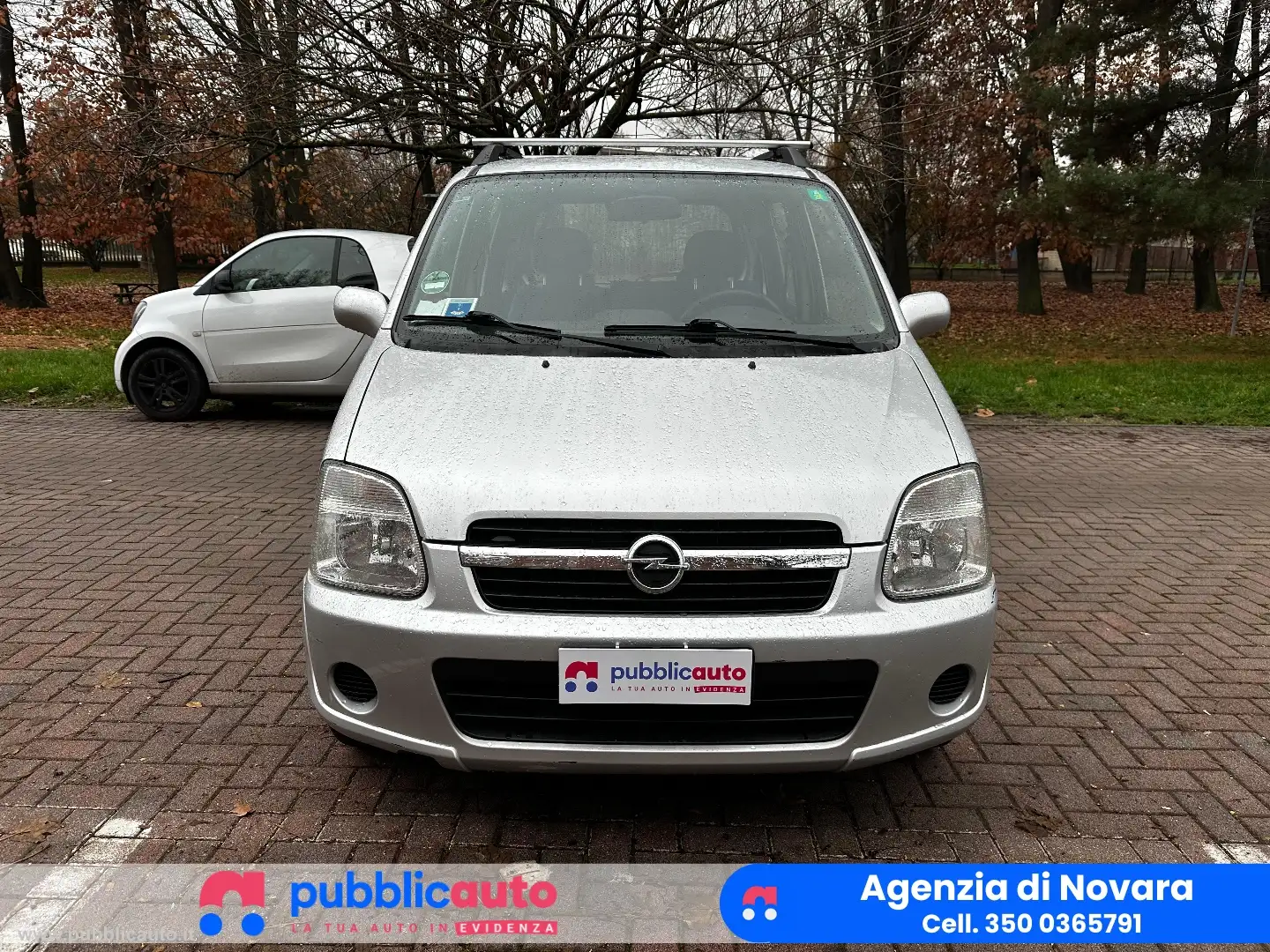 Opel Agila 1.2 Edition Argent - 2