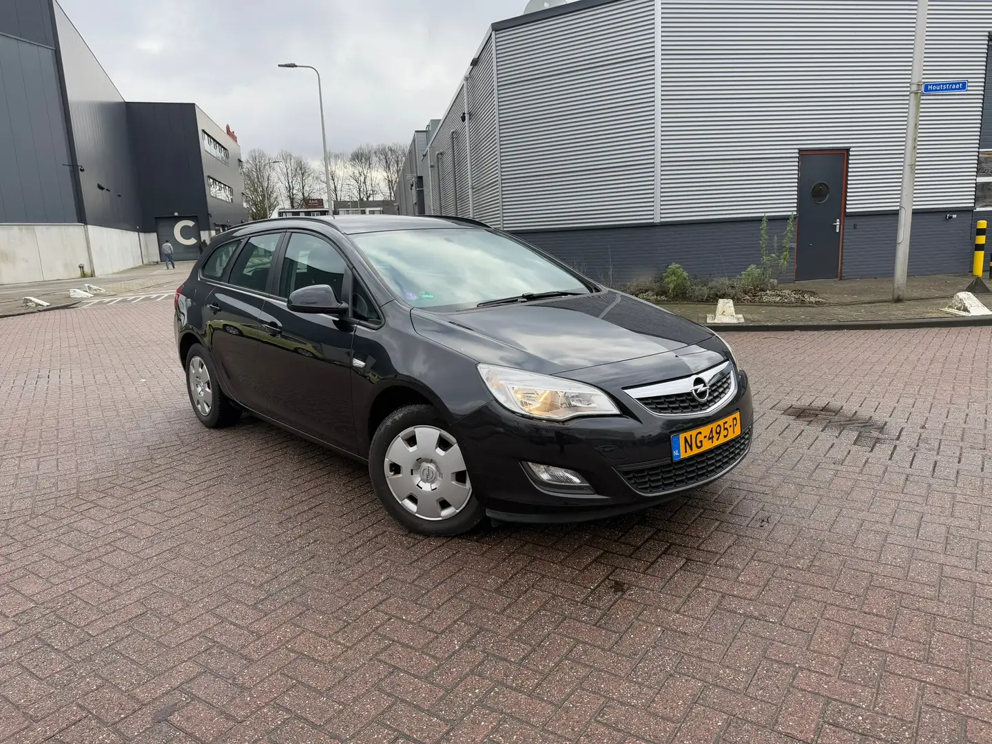 Opel Astra Sports Tourer 1.4 Turbo Design Edition NEW APK Vol Zwart - 1