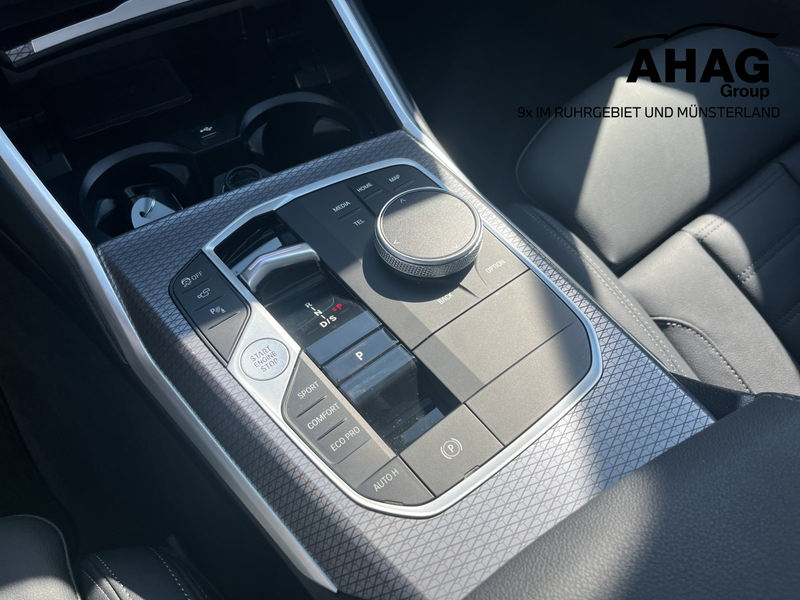 BMW 340 M340d xDrive Touring — photo 10