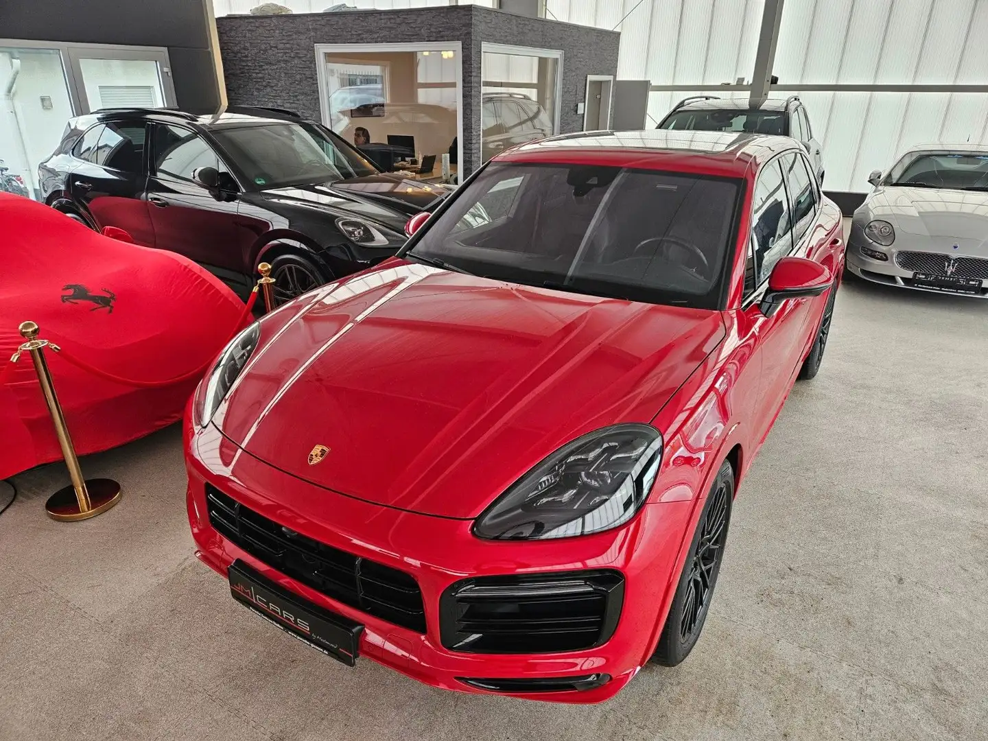 Porsche Cayenne GTS InnoD/4AC/Matrix/360°/Pano/eAHK/18We Rouge - 2