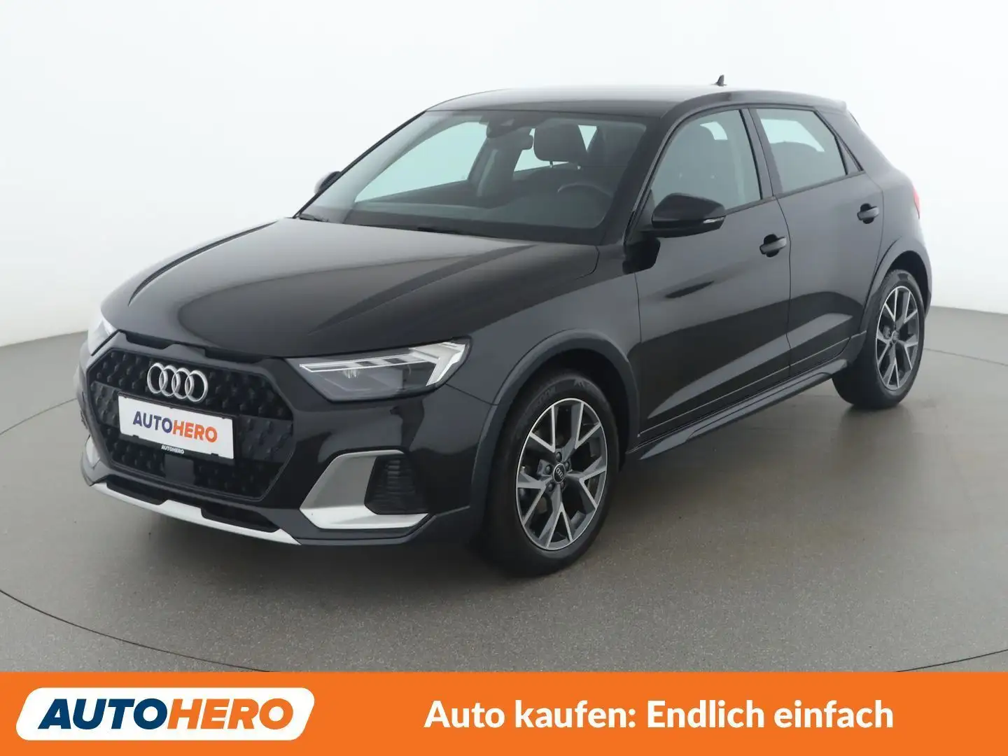 Audi A1 30 TFSI Schwarz - 1