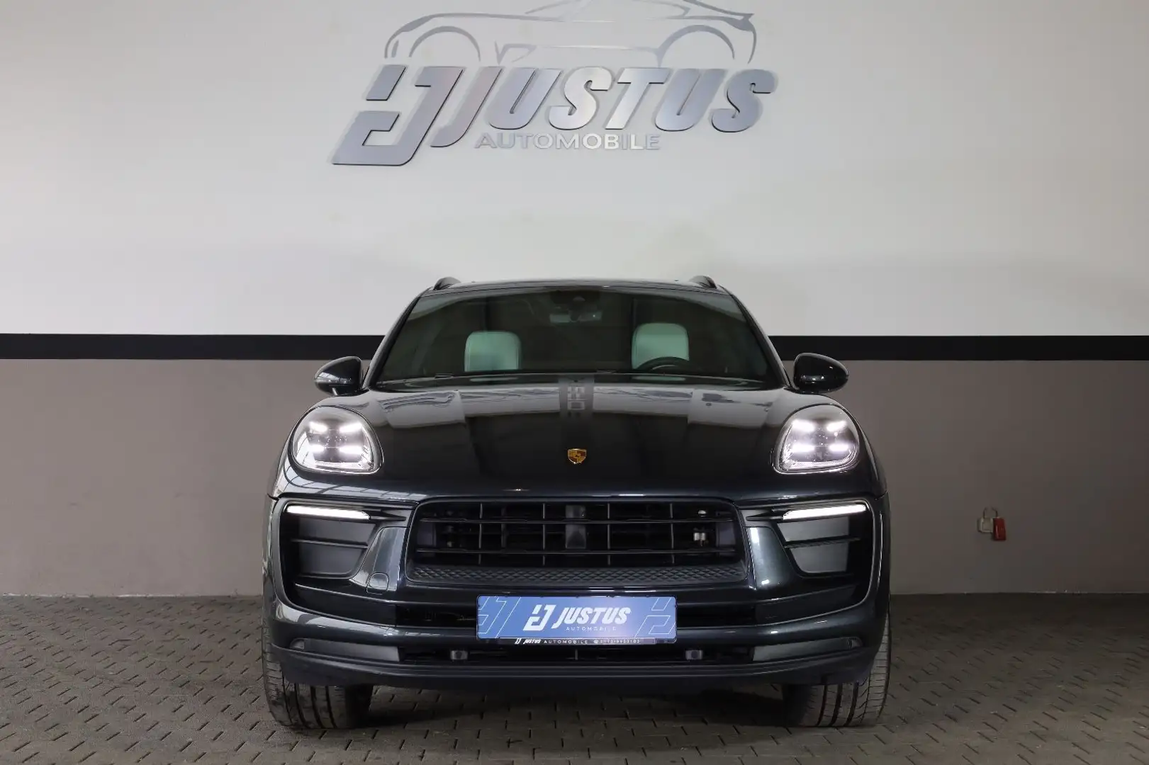 Porsche Macan 2.0 AWD/PANO/SHZ/SBL/LHZ/AHK/TTW/APPLE/R21 Grigio - 2