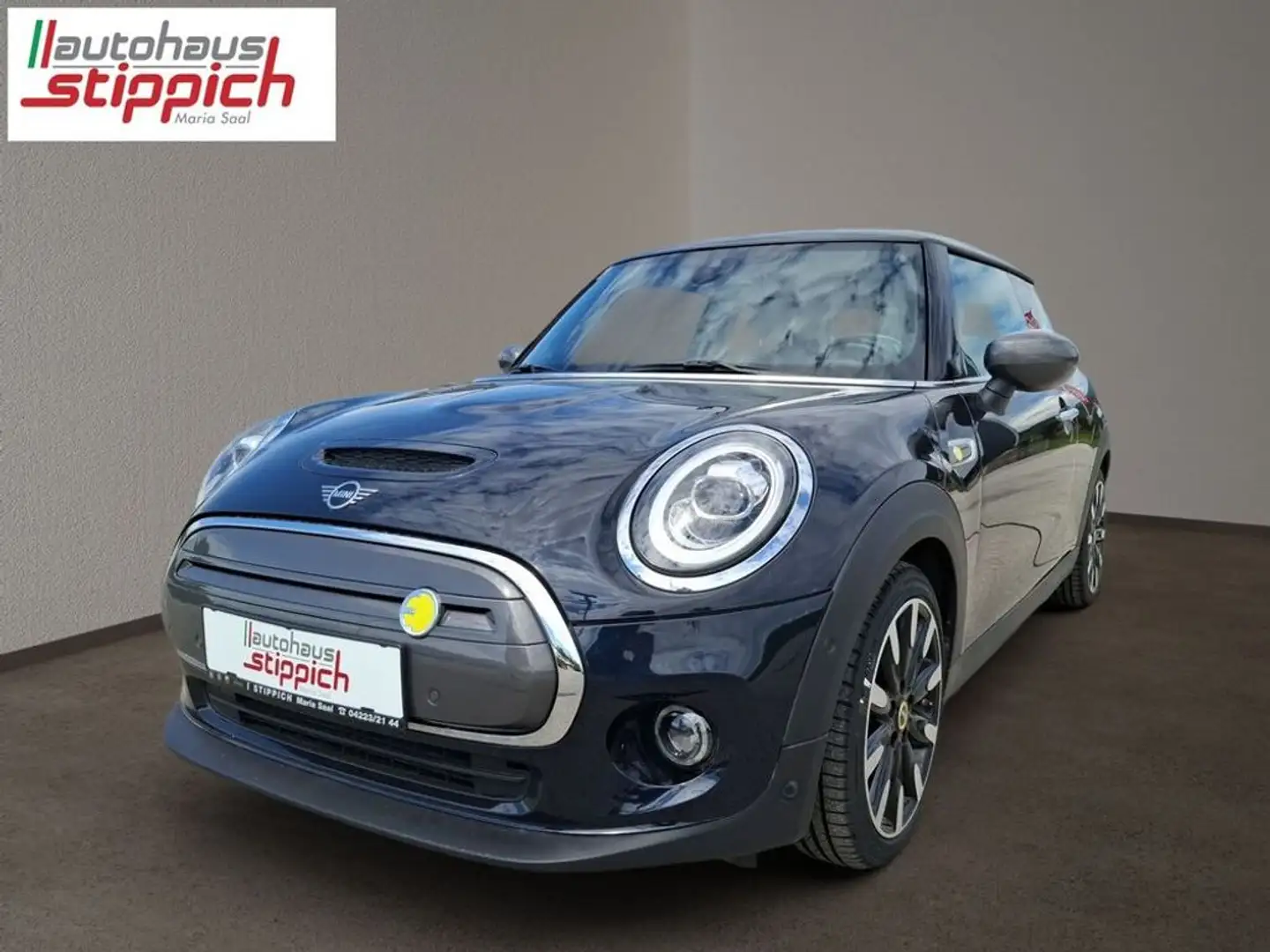 MINI Cooper SE 135kW 28,9kWh Trim XL Schwarz - 1