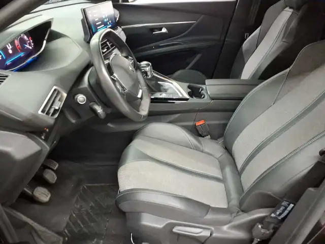 Peugeot 5008 view 7