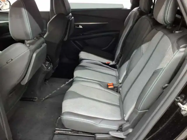 Peugeot 5008 view 13