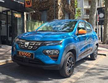 FULL ÉLECTRIQUE (STATIONNEMENT GRATUIT) 27,4 KWH CONFORT %2B ENTRETIEN CONSTRUCTEUr