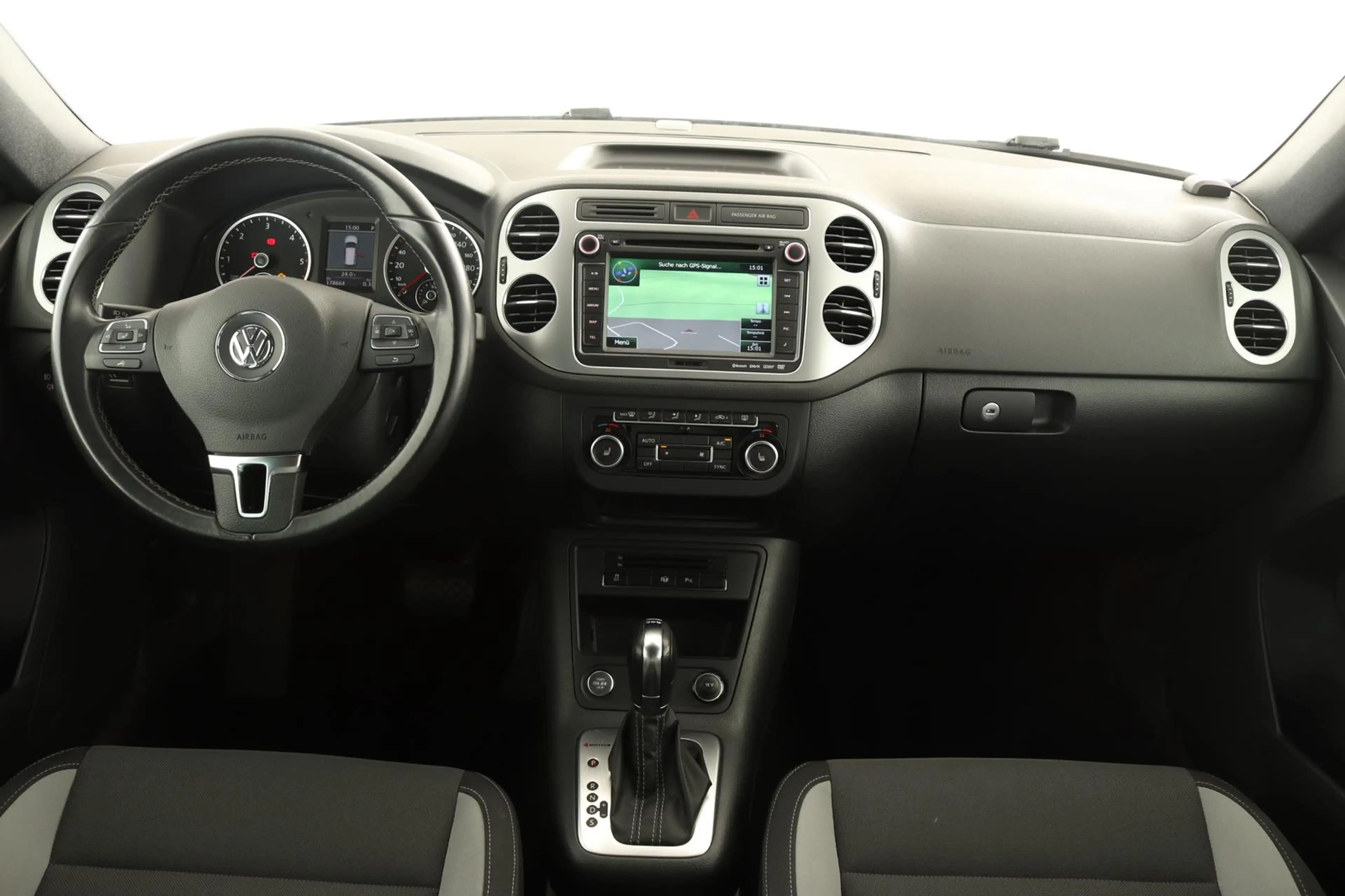 Volkswagen Tiguan 2.0 TDI Life 4Motion DSG AHK BI-XENON KLIMA CLARIO — photo 15