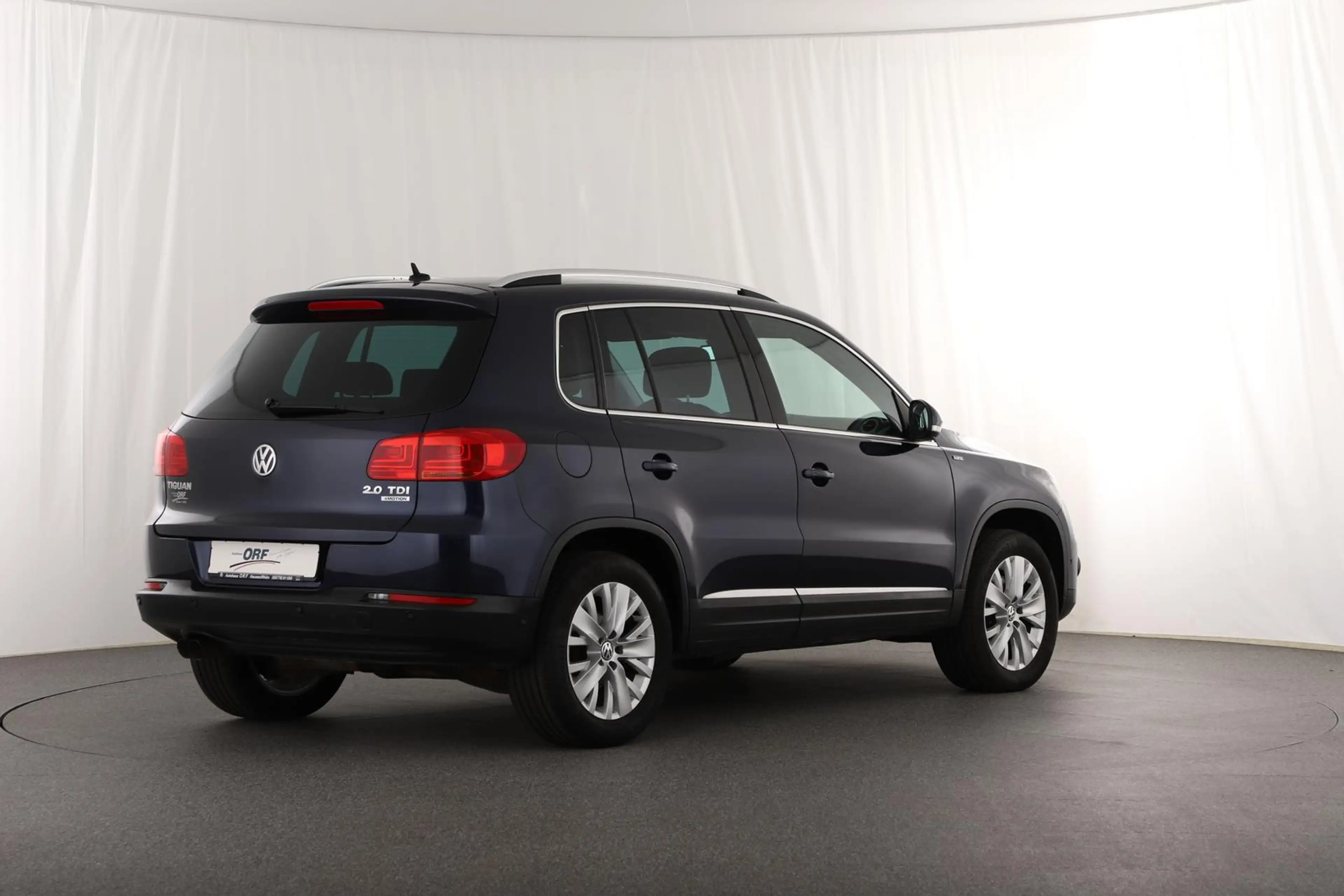 Volkswagen Tiguan 2.0 TDI Life 4Motion DSG AHK BI-XENON KLIMA CLARIO — photo 4