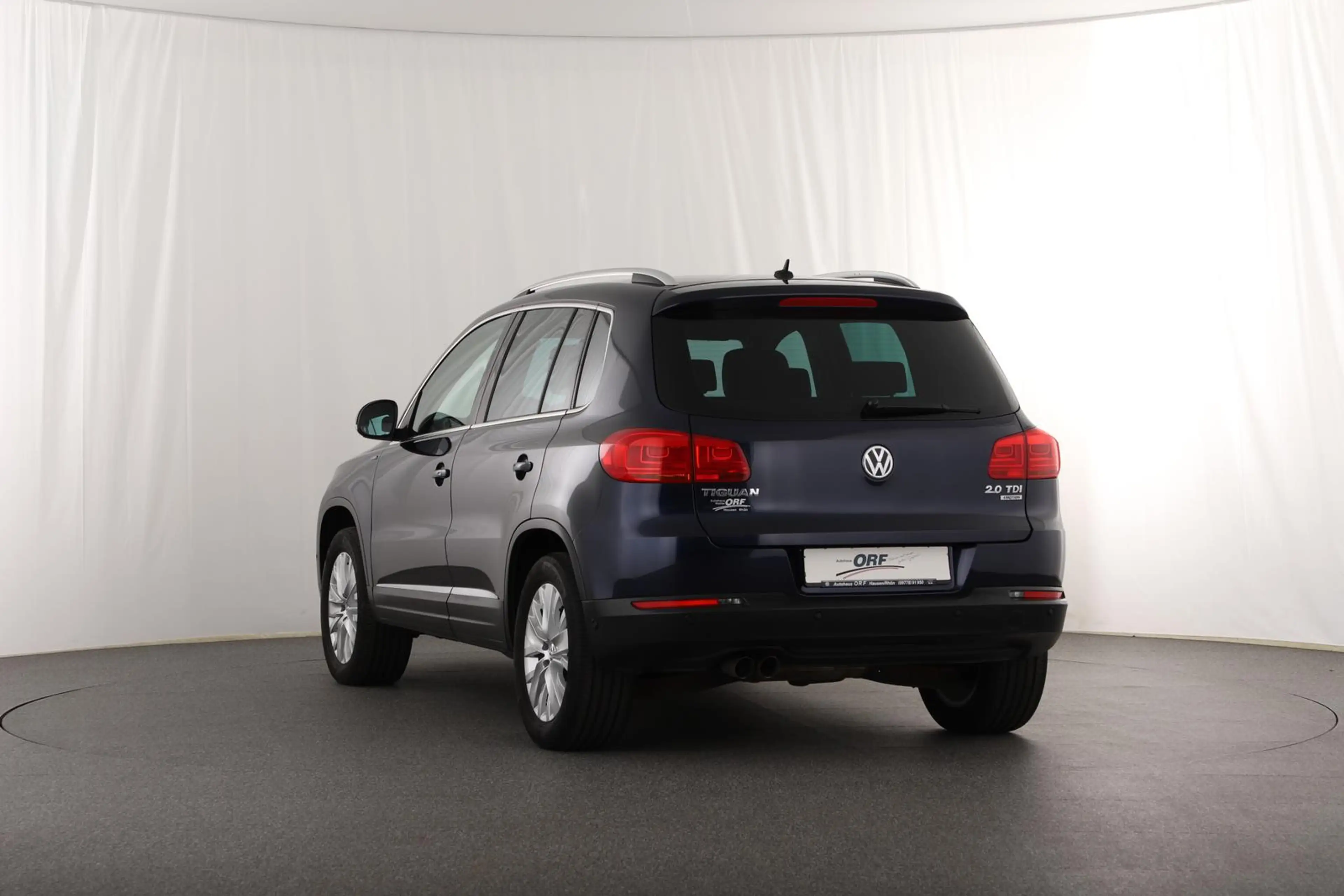 Volkswagen Tiguan 2.0 TDI Life 4Motion DSG AHK BI-XENON KLIMA CLARIO — photo 5