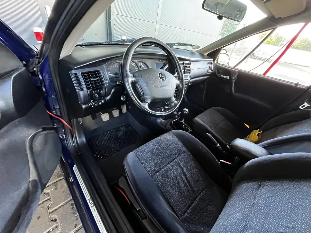 Opel Vectra 1.6 Edition 100, foto 7