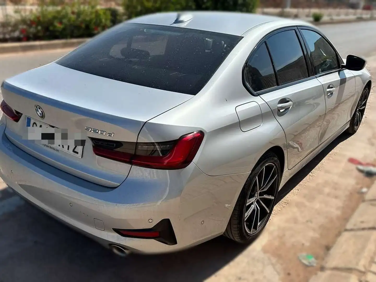 BMW 320 320dA Gris - 2