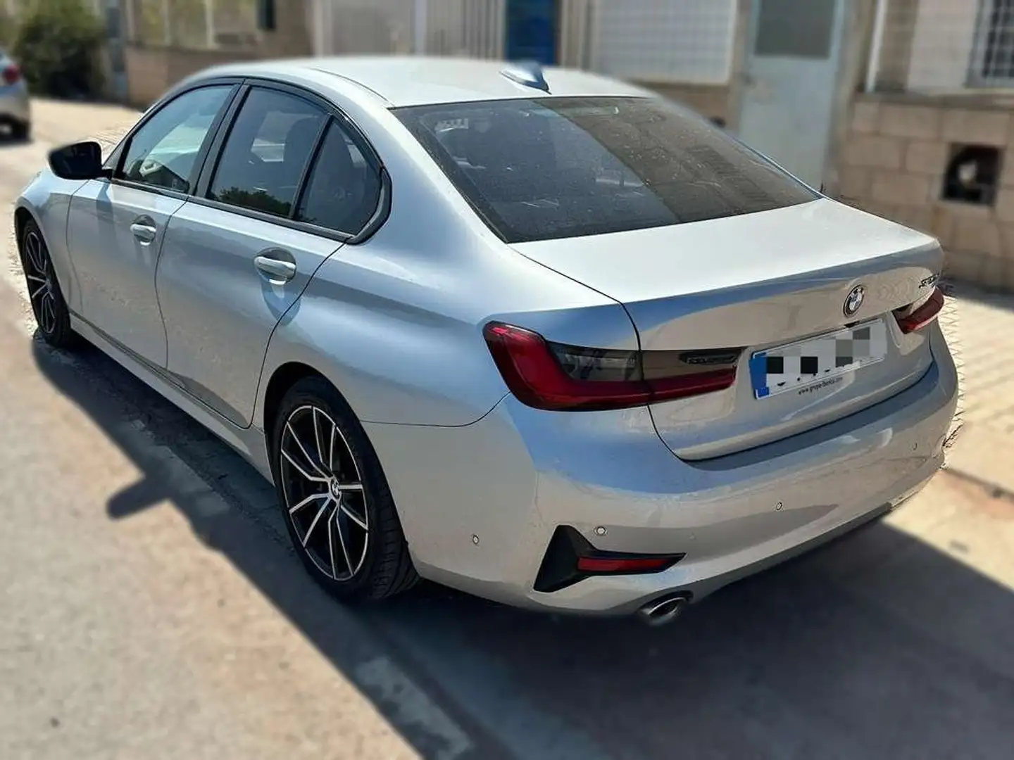 BMW 320 320dA Gris - 1