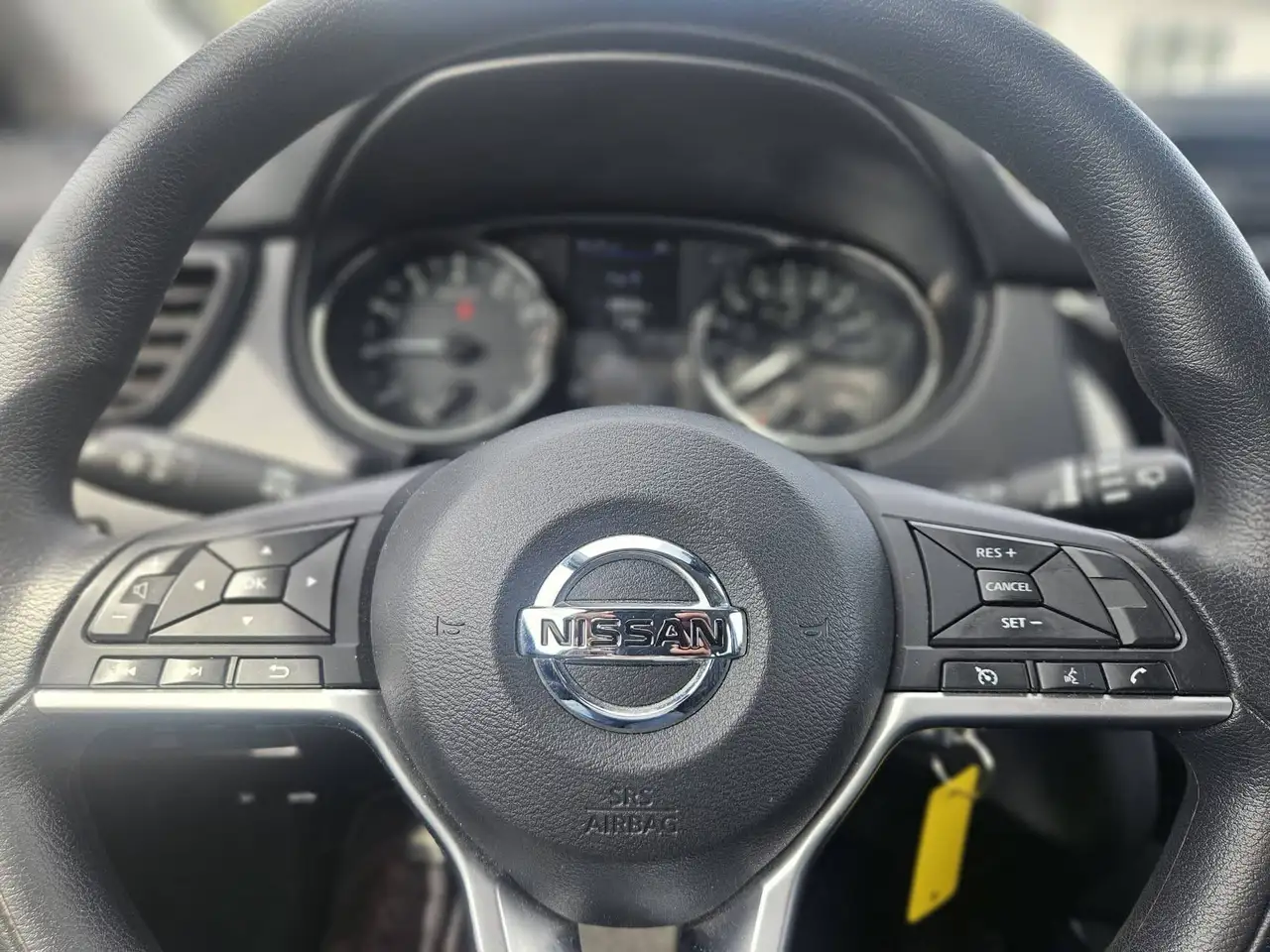 Nissan Qashqai снимка Nissan Qashqai