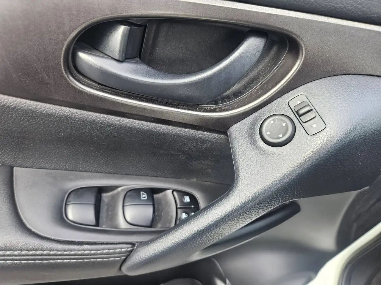 Nissan Qashqai снимка Nissan Qashqai