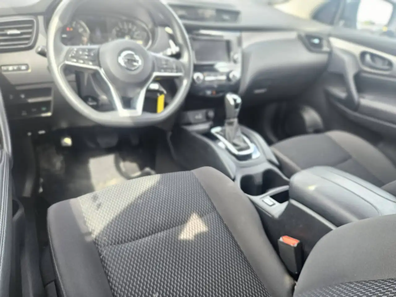 Nissan Qashqai снимка Nissan Qashqai