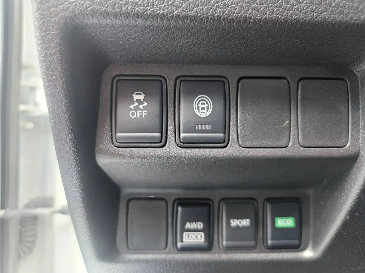 Nissan Qashqai снимка Nissan Qashqai