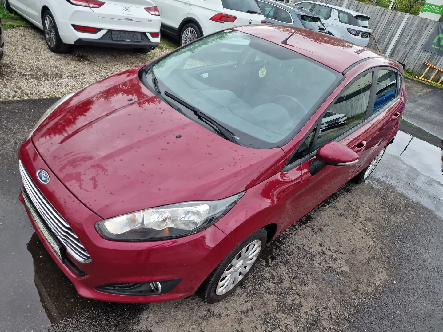 Ford Fiesta Easy / 4 Zylinder Violett - 2