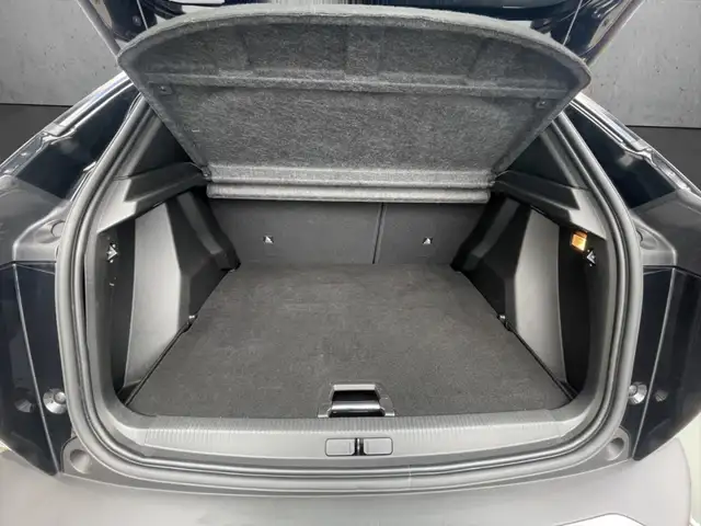 Peugeot 2008 view 7