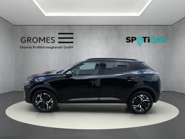 Peugeot 2008 view 6