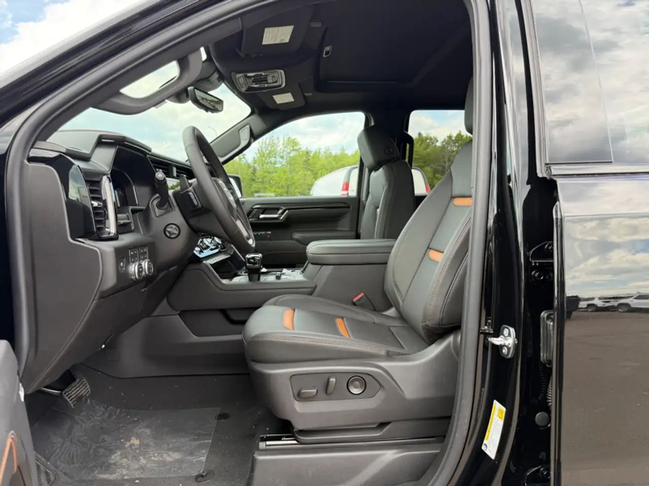 GMC Sierra 1500 photo GMC Sierra 1500