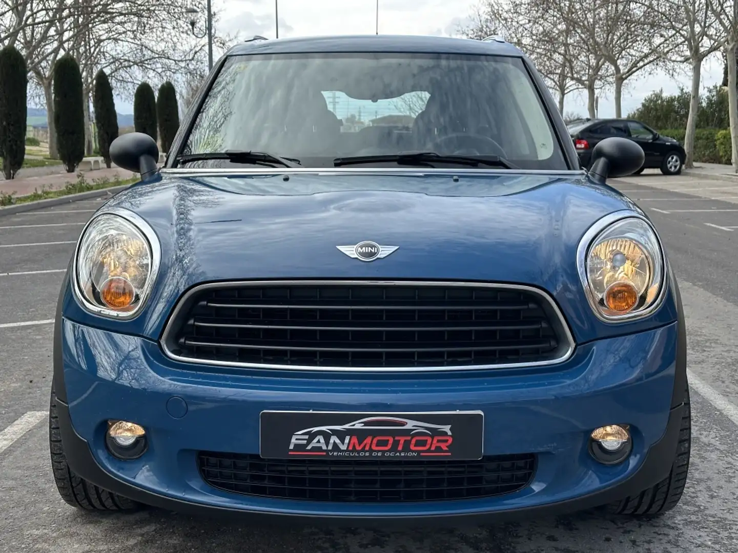 MINI One Countryman D Azul - 1