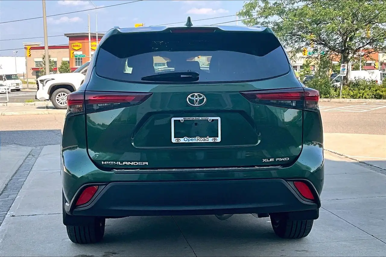 Toyota Highlander photo Toyota Highlander