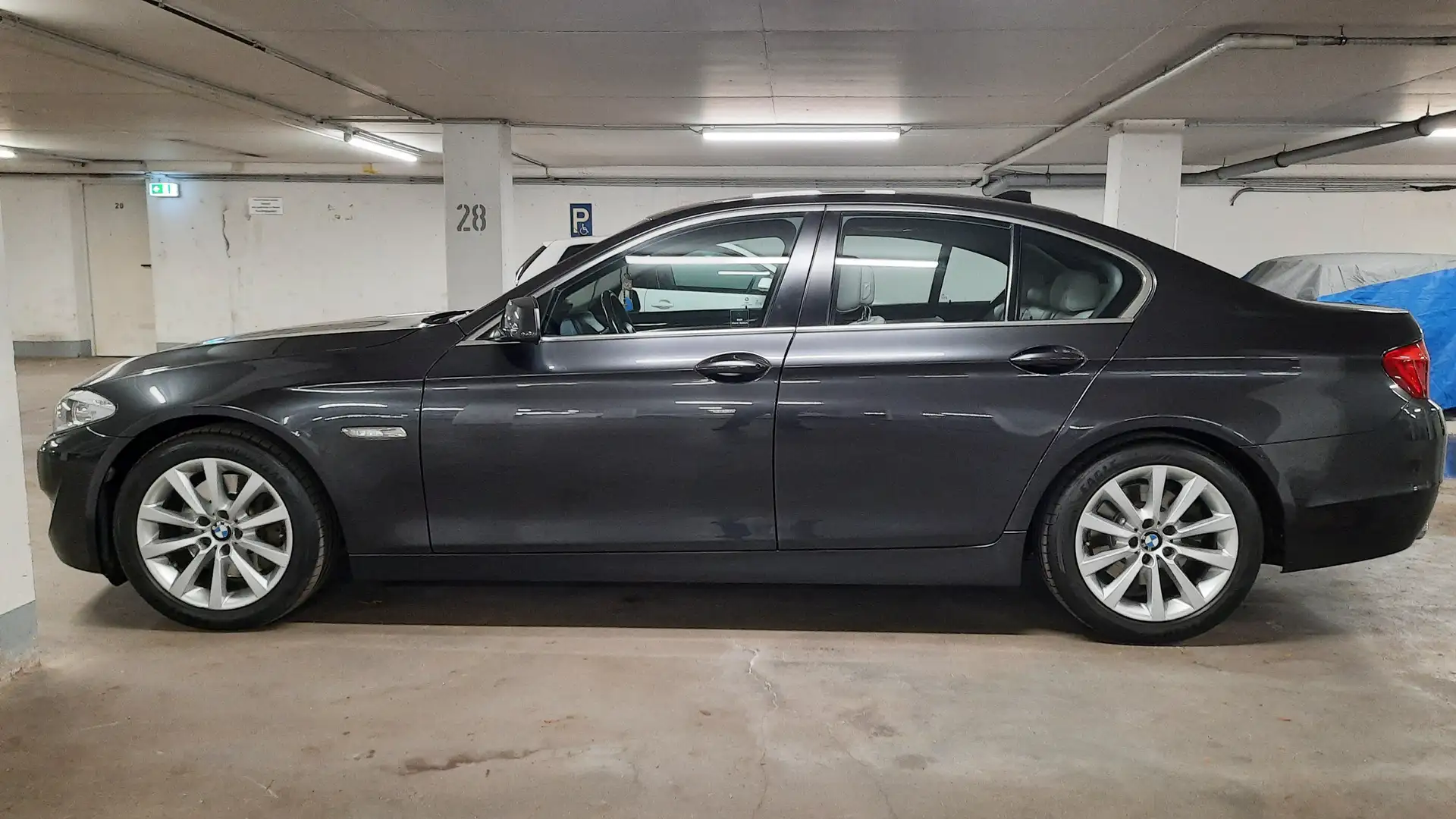 BMW 528 528i Sport-Aut. TÜV Neu bis 03.26 Szürke - 1